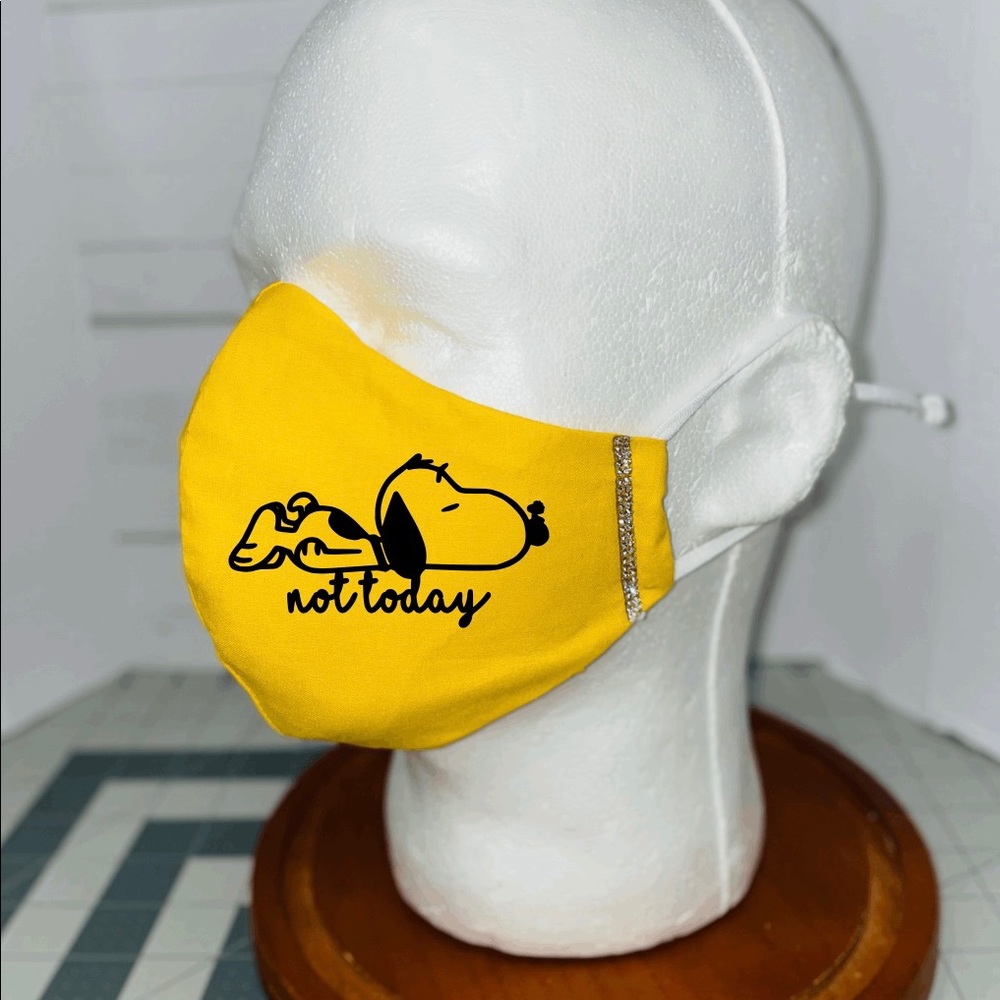 Snoopy face mask